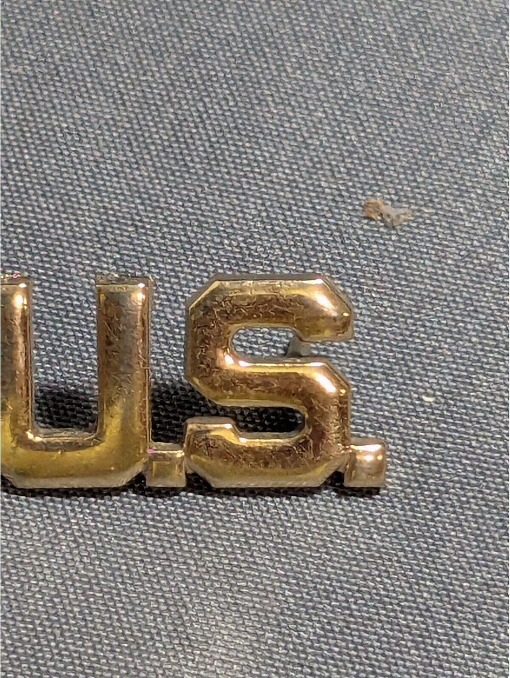 Vintage Gold Tone U.S. Military Collar Pin Badge